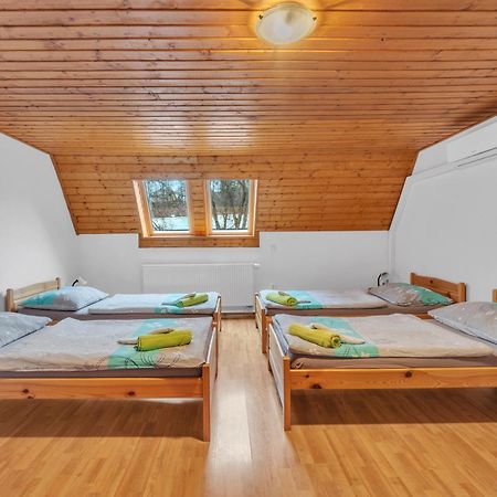 Ubytovani Nad Bisonem Hlinsko Ngoại thất bức ảnh
