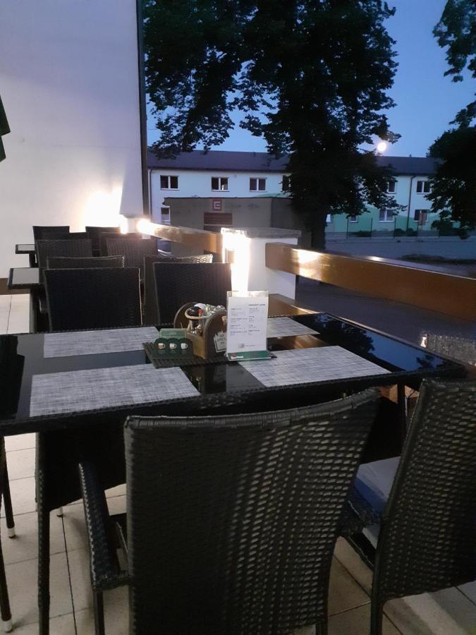 Ubytovani Nad Bisonem Hlinsko Ngoại thất bức ảnh