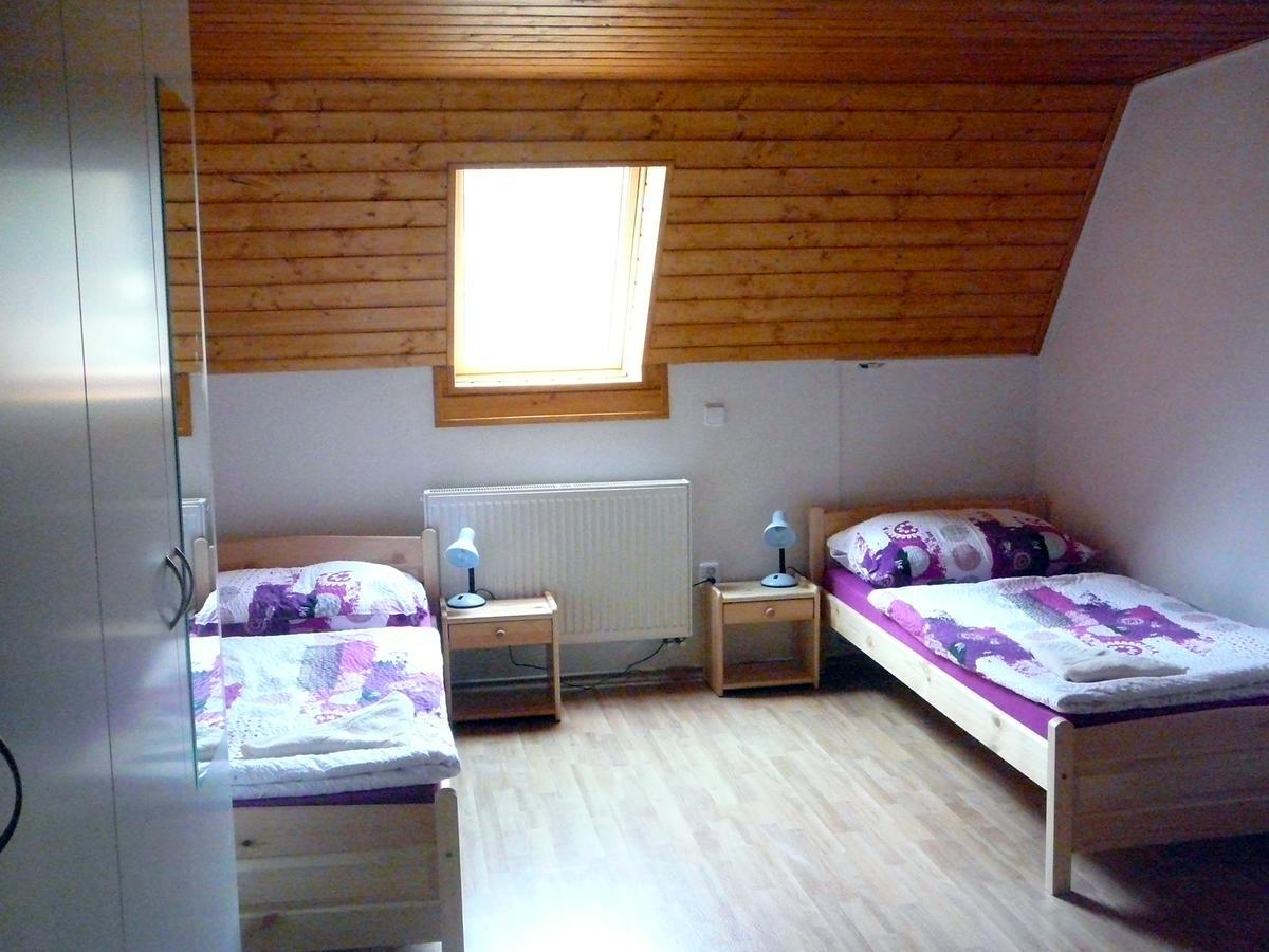 Ubytovani Nad Bisonem Hlinsko Ngoại thất bức ảnh